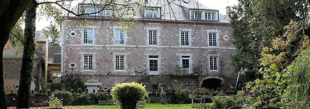 Logis - Auberge De L'Abbaye Thiron-Gardais Buitenkant foto